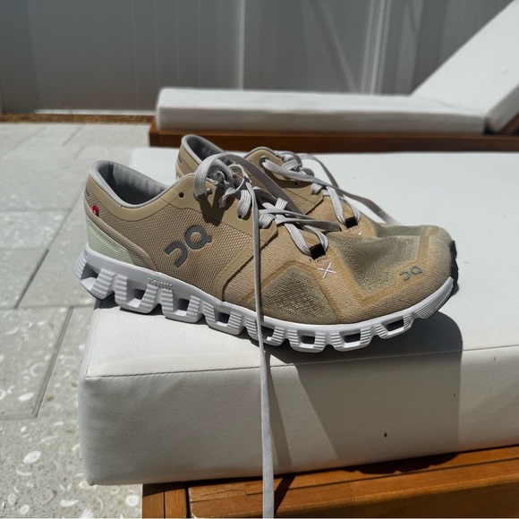 On Running Cloud X 3 Savannah/Frost Running Shoes 60.97789 Women’s Size 8.5 - Picture 3 of 16